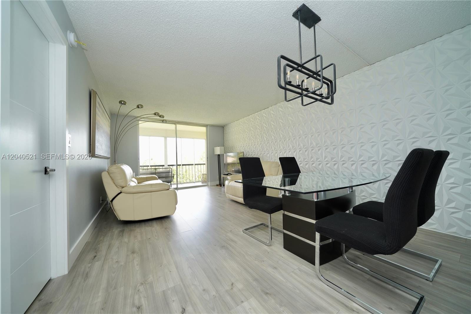 2541 Aragon Boulevard 305, Sunrise, FL 33322 photo 5