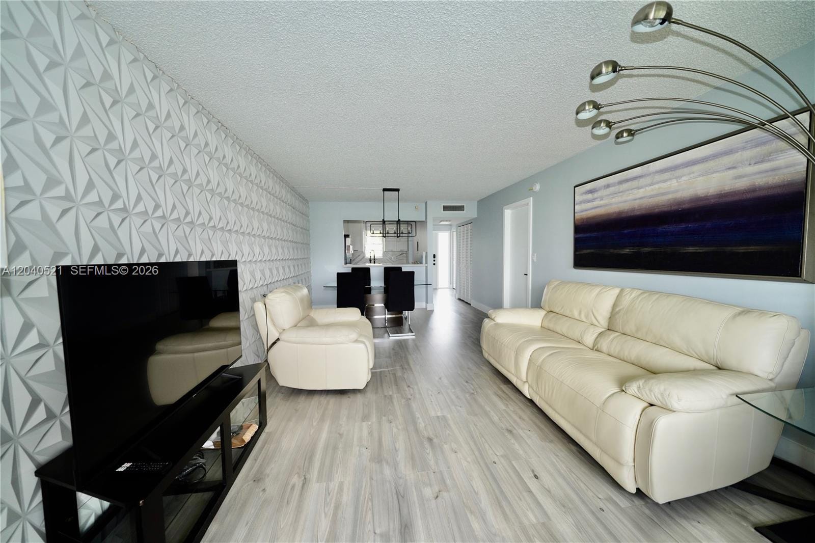 2541 Aragon Boulevard 305, Sunrise, FL 33322 photo 7