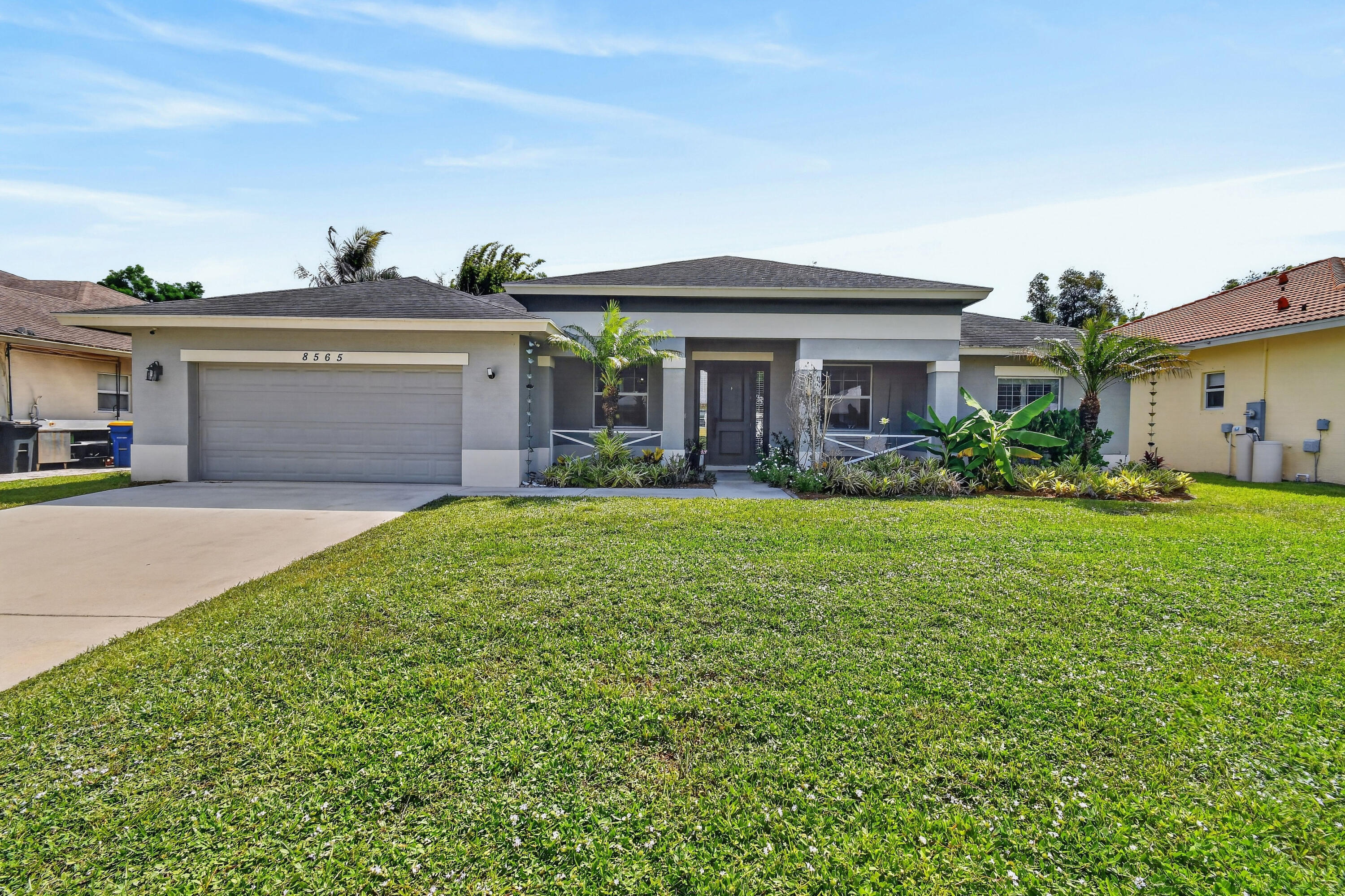 8565 SE Pinehaven Avenue, Hobe Sound, FL 33455, Hobe Sound