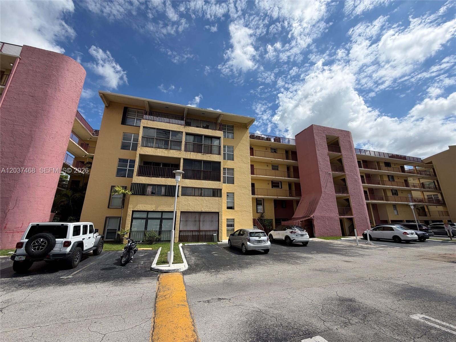 8775 Park Boulevard 406, Miami, FL 33172, Miami