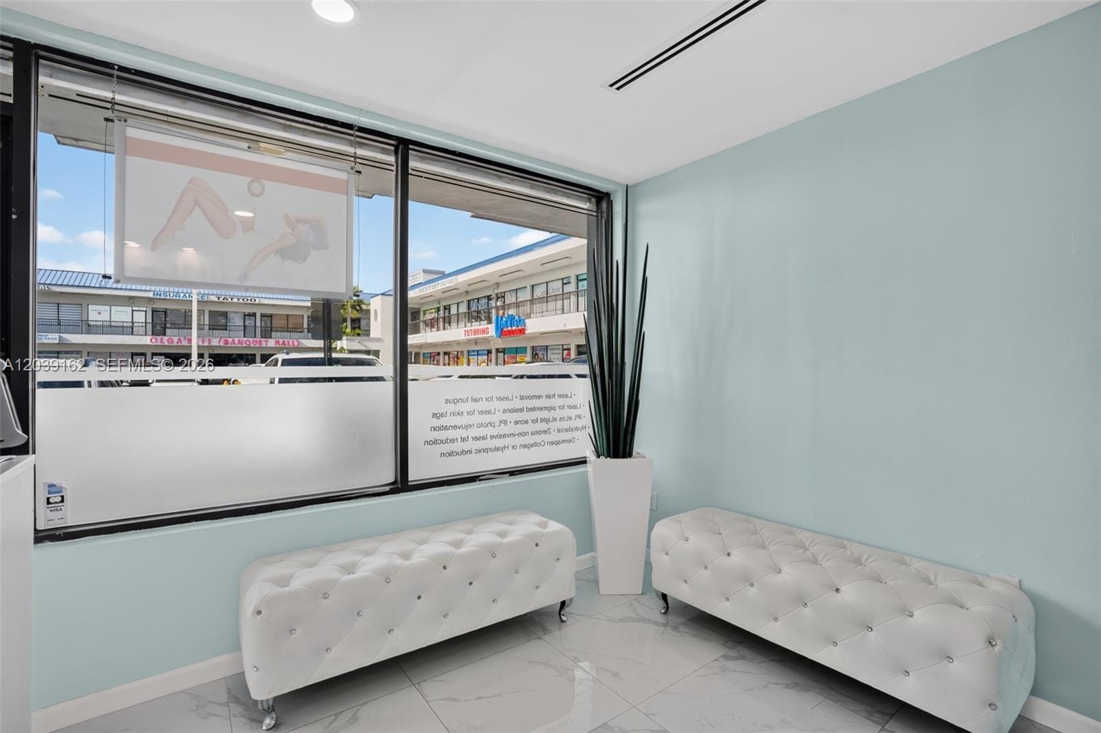 Laser and Electrolysis Laser And Electrolysis Clinic For Sale On Coral Way — photo 2