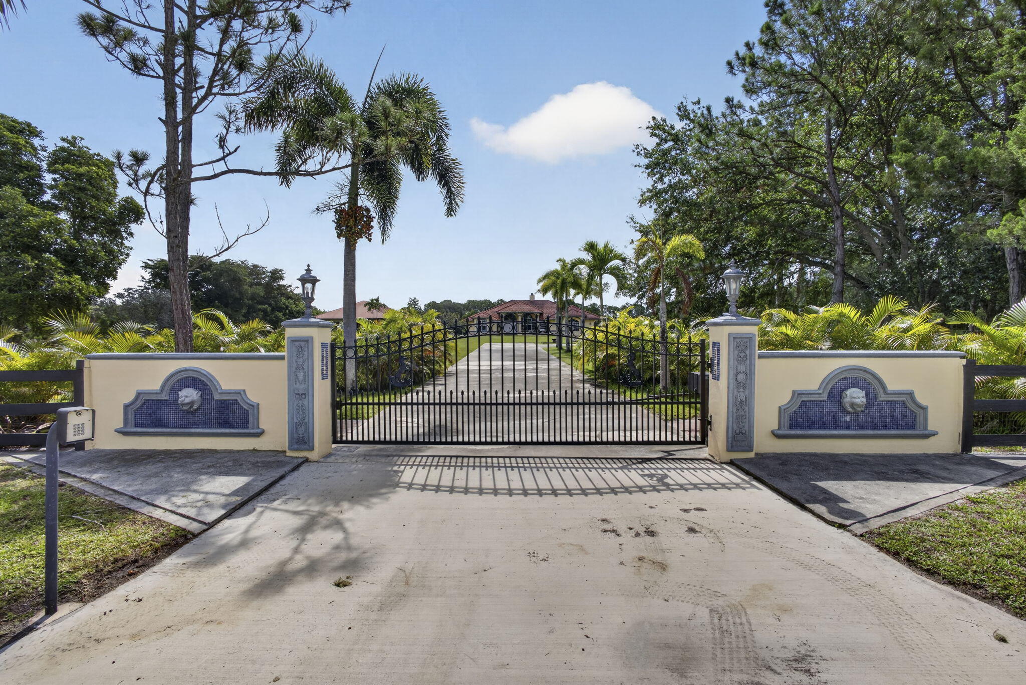 2564 Deer Run Trail, Loxahatchee, FL 33470, Loxahatchee