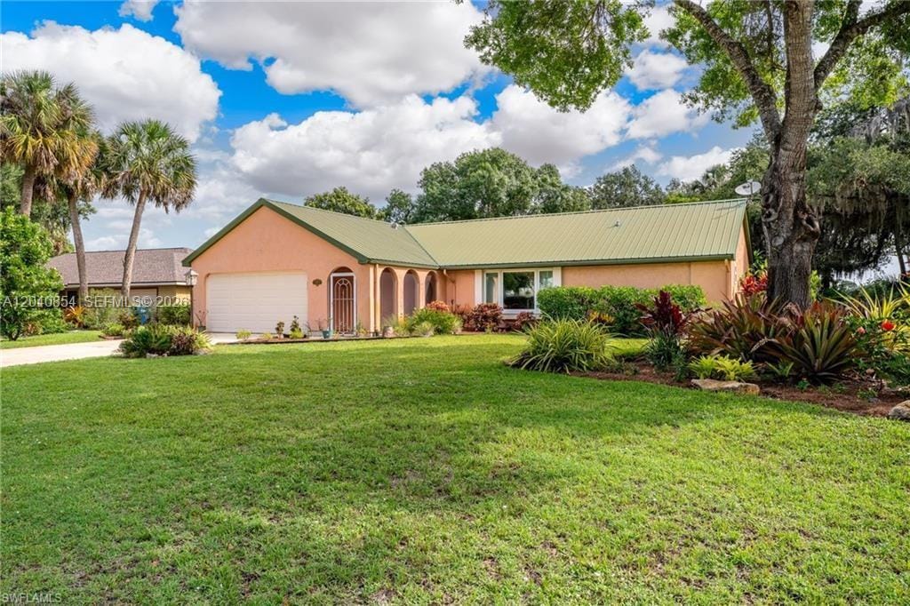 4559 Springview Circle, LaBelle, FL 33935 photo 2