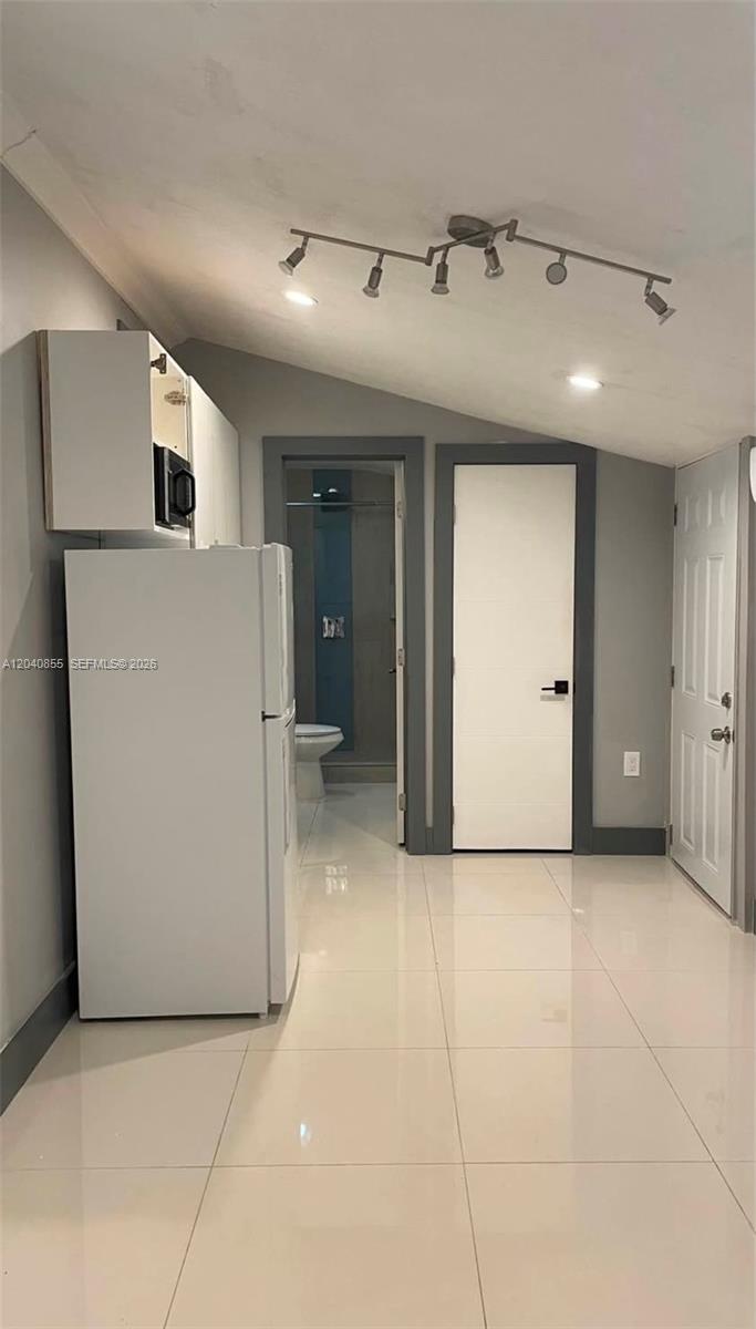 420 NW 95th Street 420, Miami, FL 33150, Miami
