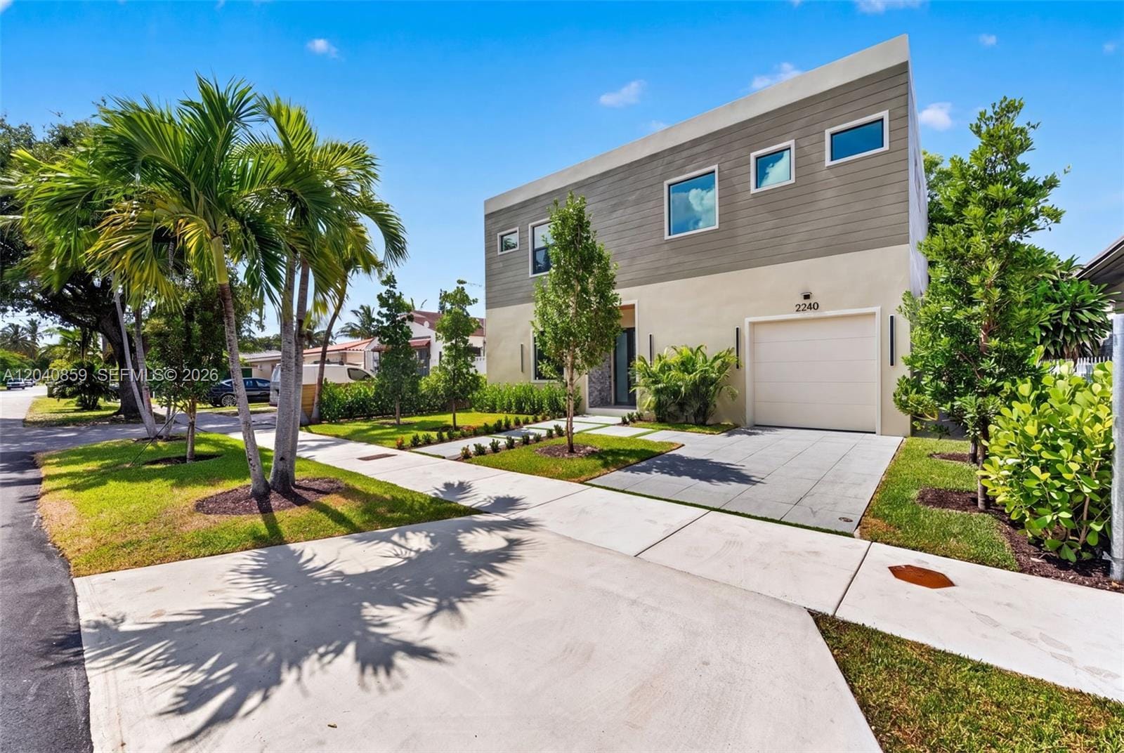 2240 SW 13th Street — photo 4