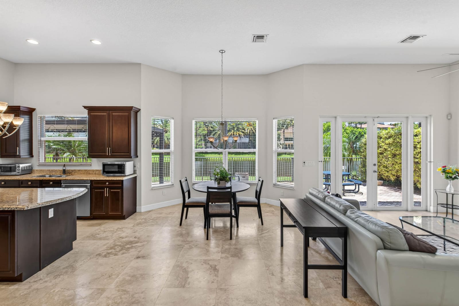 9898 Coronado Lake Drive — photo 11
