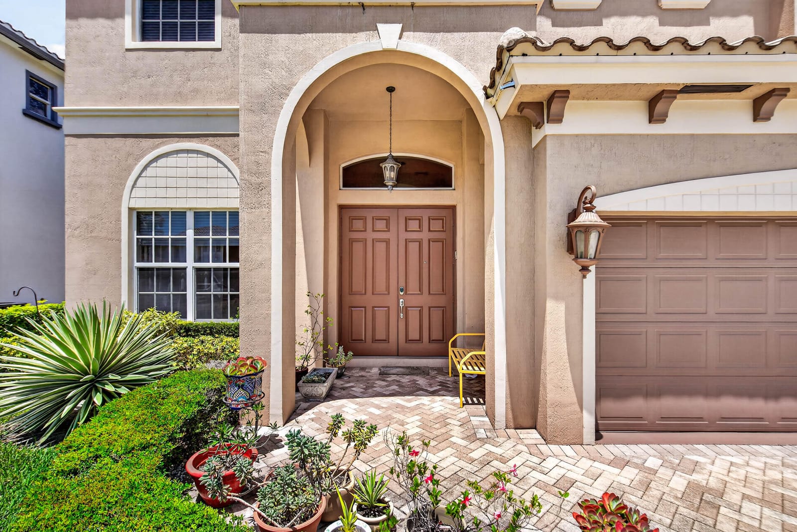 9898 Coronado Lake Drive — photo 3
