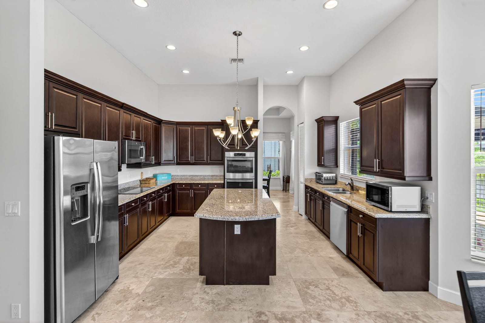 9898 Coronado Lake Drive — photo 8