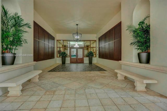 357 Almeria Avenue 703, Coral Gables, FL 33134
