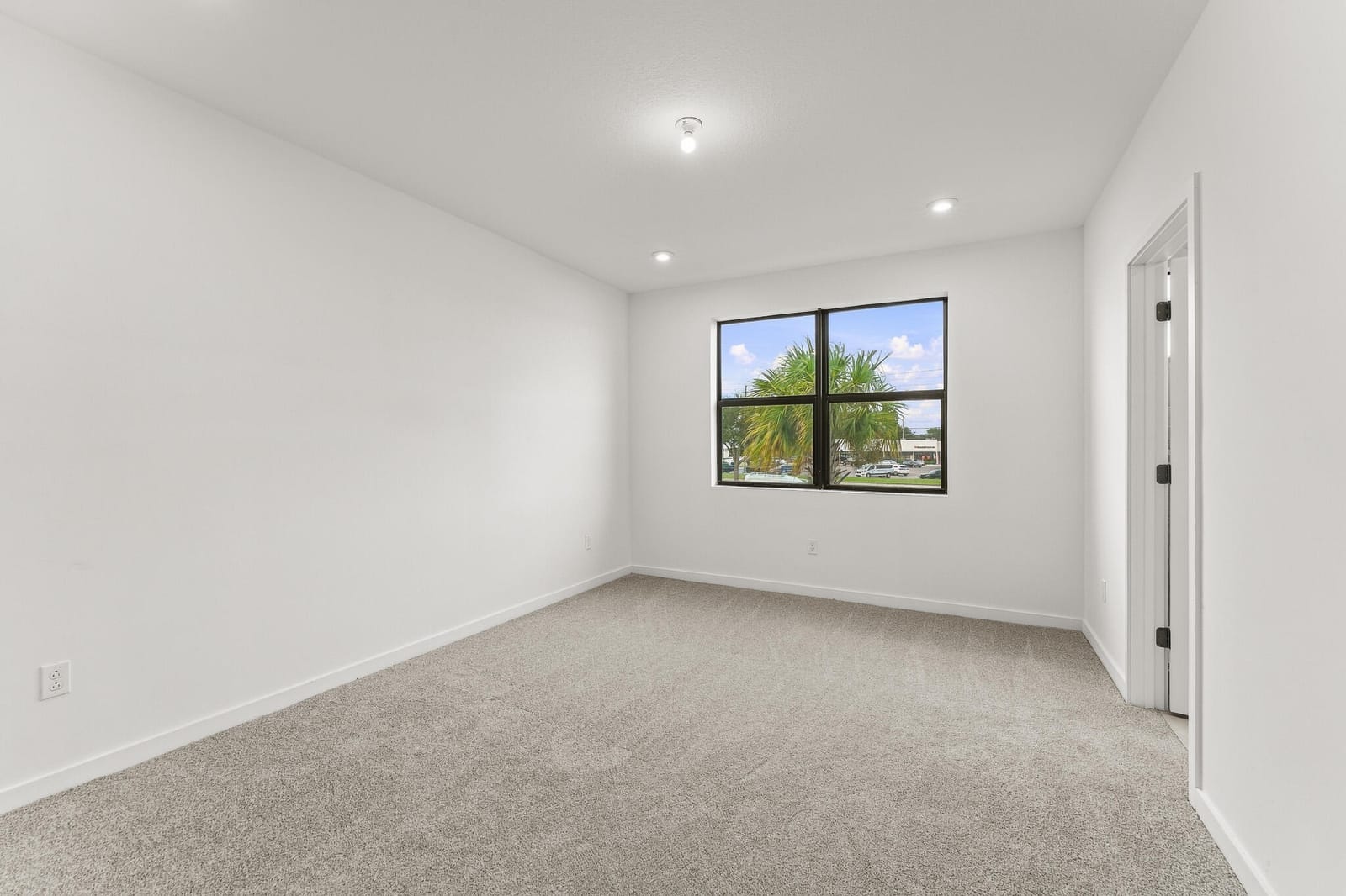 7237 Channing Avenue, Lake Worth, FL 33467 photo 4