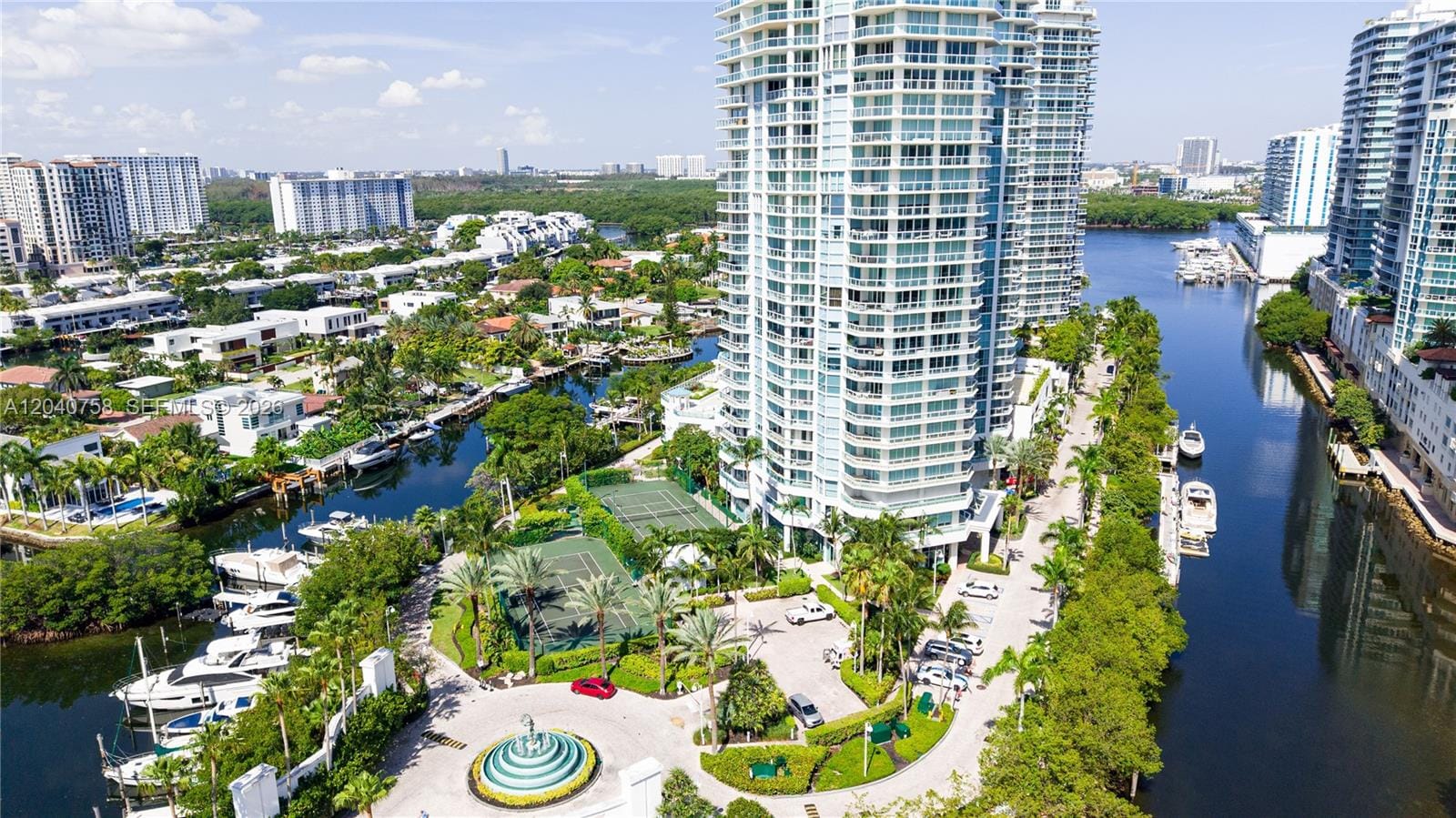 16400 Collins Avenue TH-4 — photo 2
