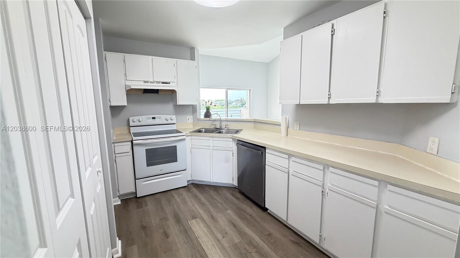 3433 NW 44th Street 203 — photo 11