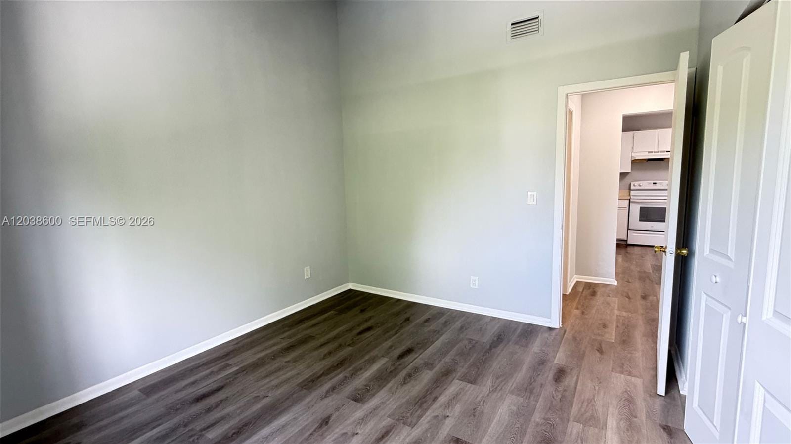 3433 NW 44th Street 203, Oakland Park, FL 33309 photo 17