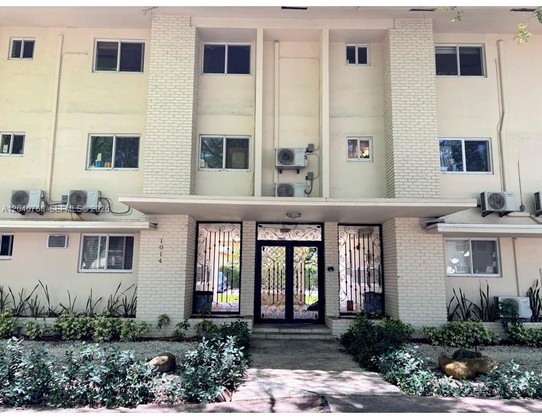 1014 Salzedo Street 309, Coral Gables, FL 33134, Coral Gables