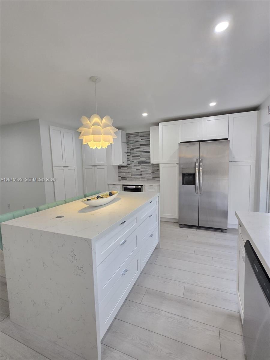 17324 NW 74th Avenue 102, Hialeah, FL 33015, Hialeah