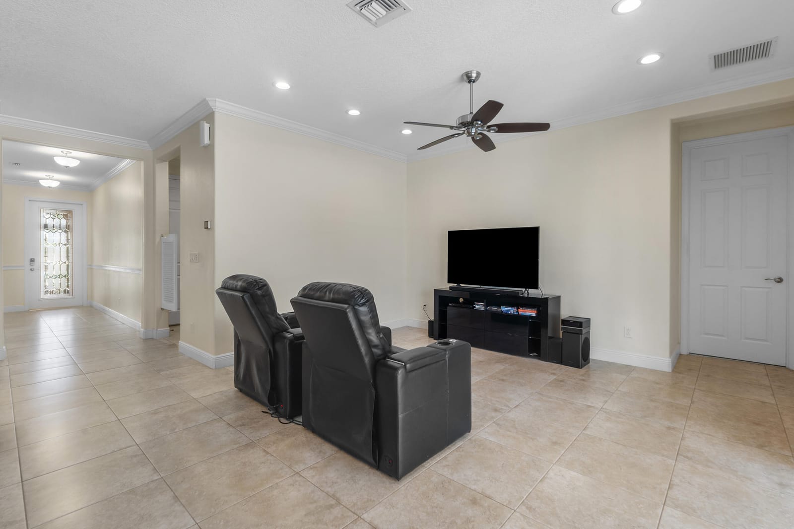 9617 SW Gum Tree Court — photo 5