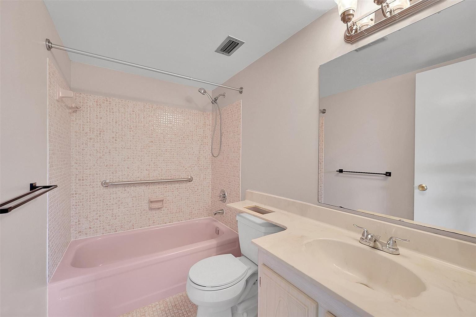 23 Abbey Lane 202, Delray Beach, FL 33446 photo 12