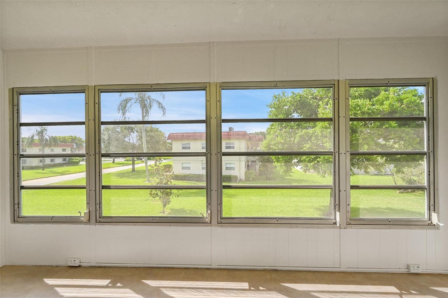 23 Abbey Lane 202, Delray Beach, FL 33446 photo 17
