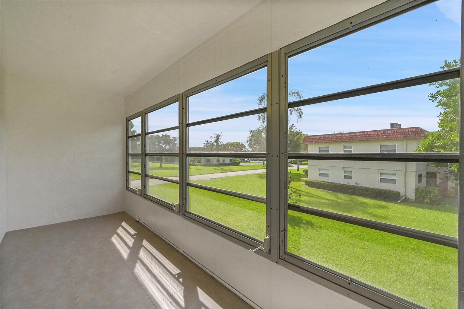 23 Abbey Lane 202, Delray Beach, FL 33446 photo 20