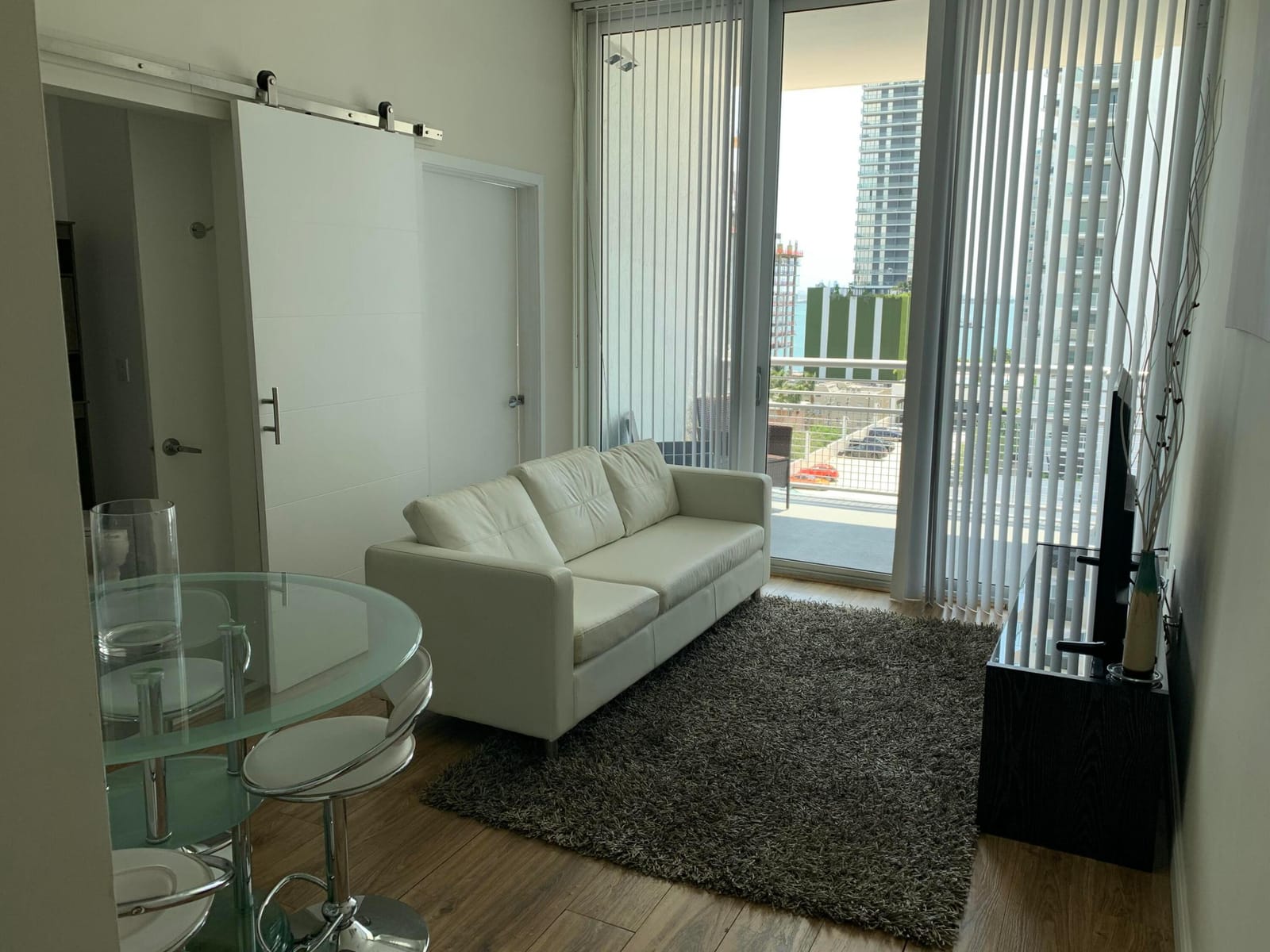 2200 NE 4th Avenue 805 — photo 4