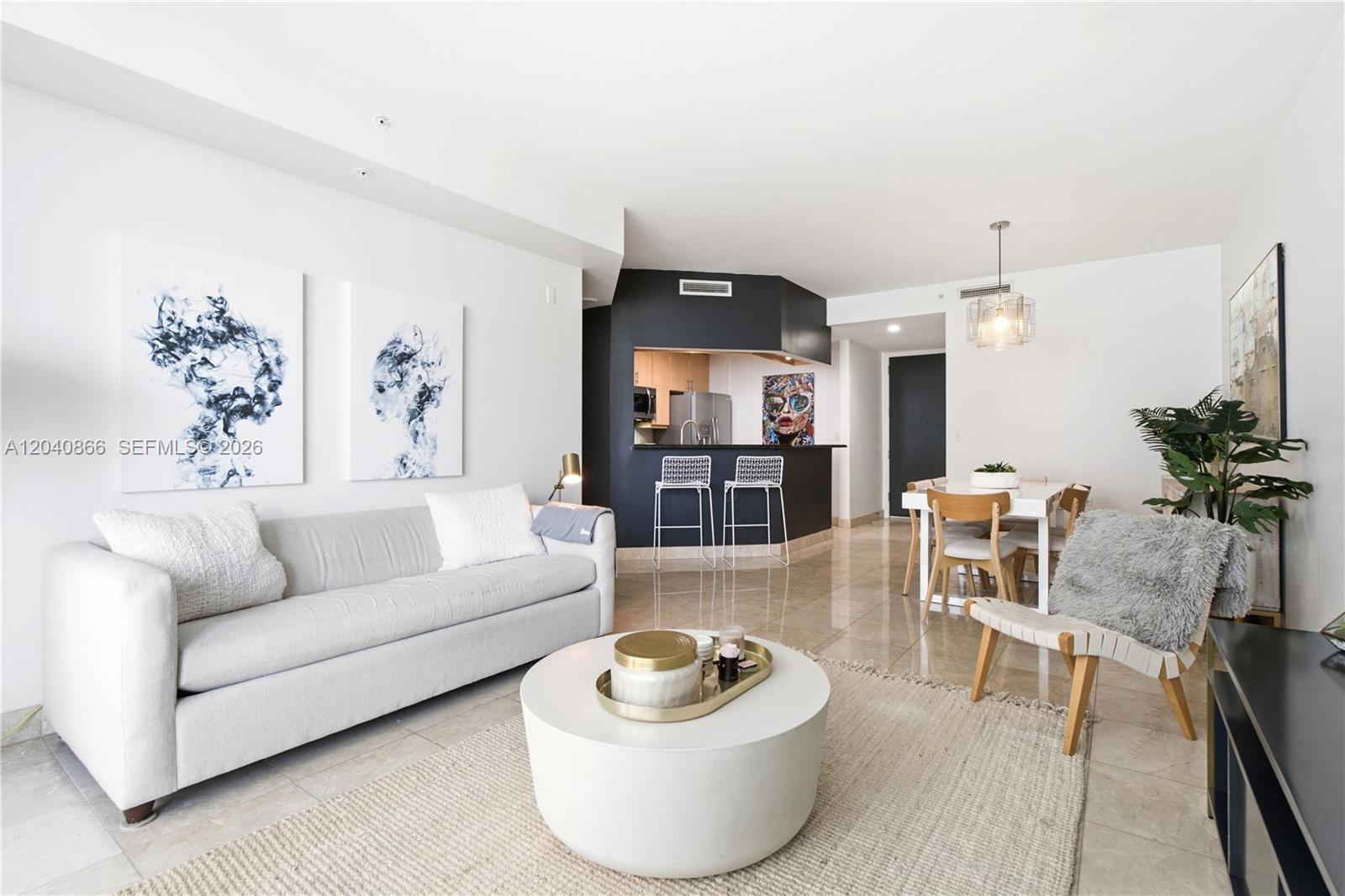 801 Brickell Key Boulevard 707, Miami, FL 33131, Miami