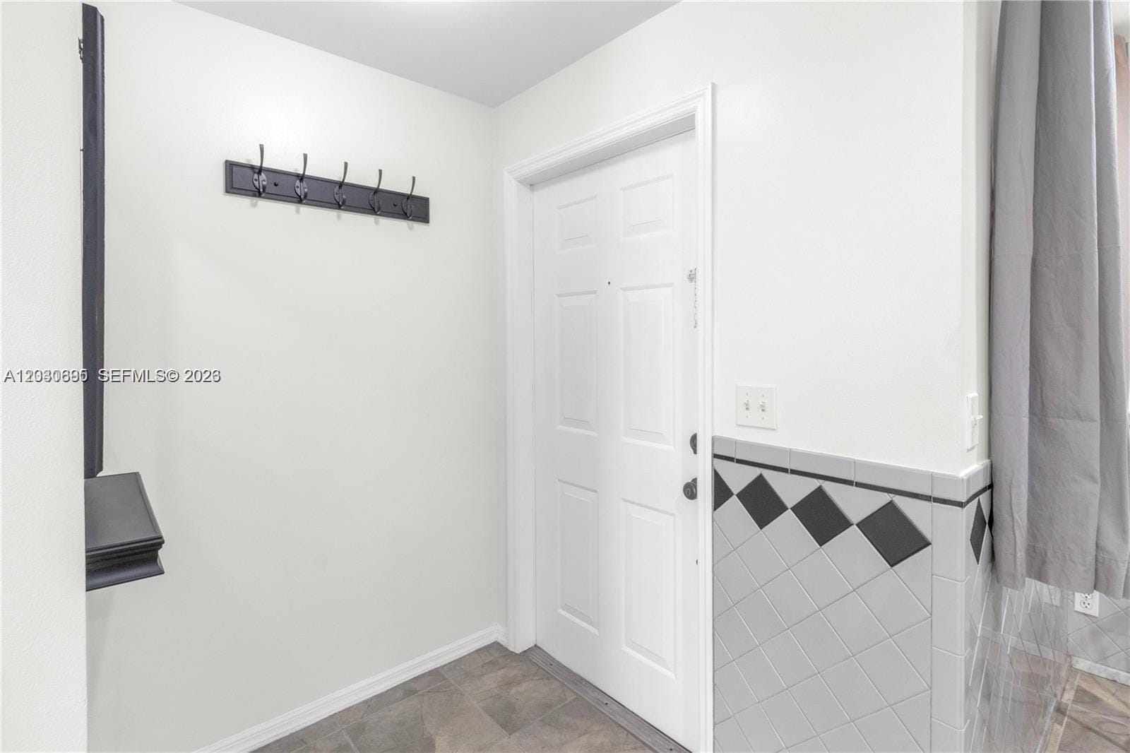 1393 Barcelona Way 4-26 — photo 5
