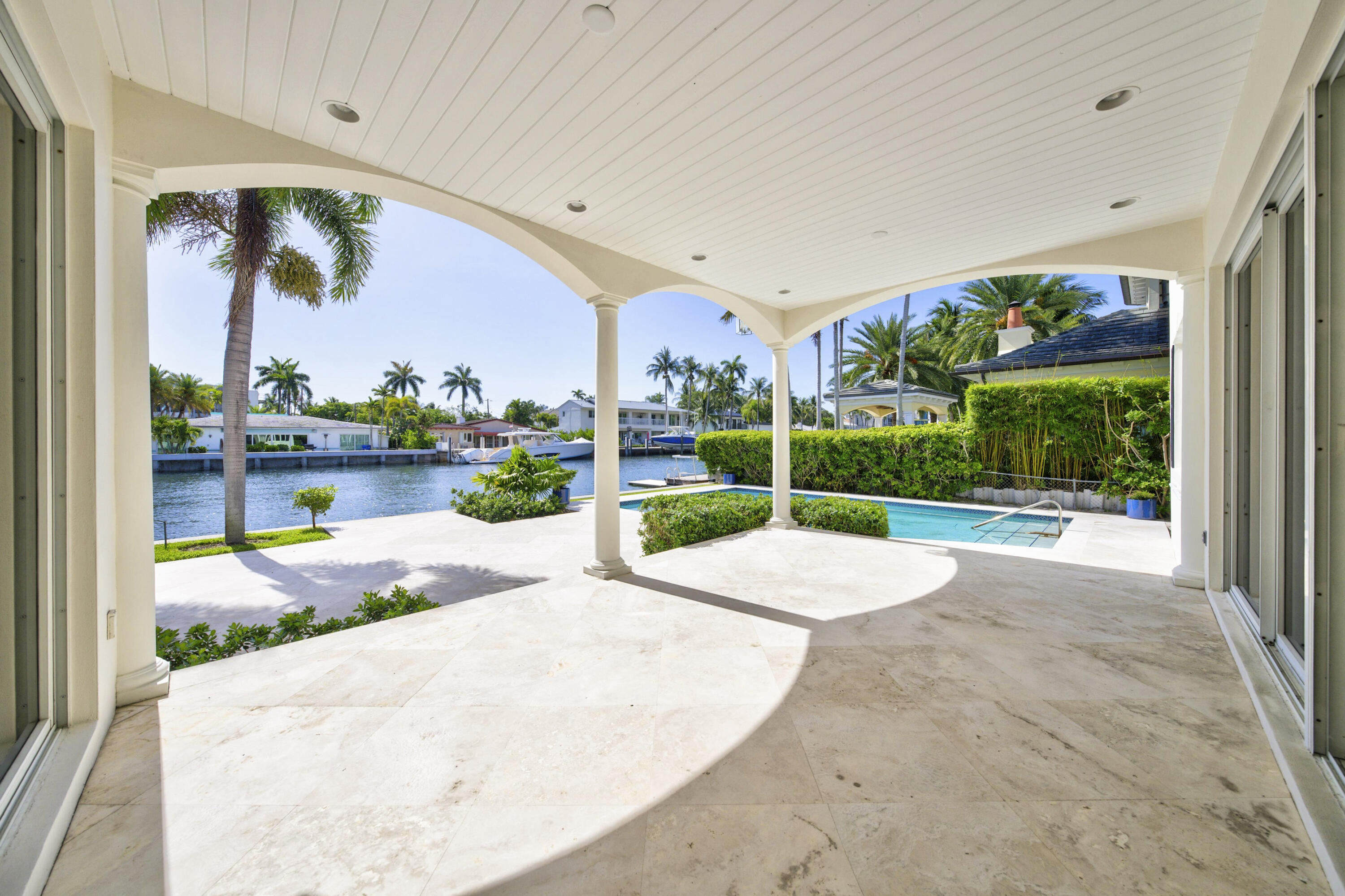 704 Isle Of Palms Drive — photo 8