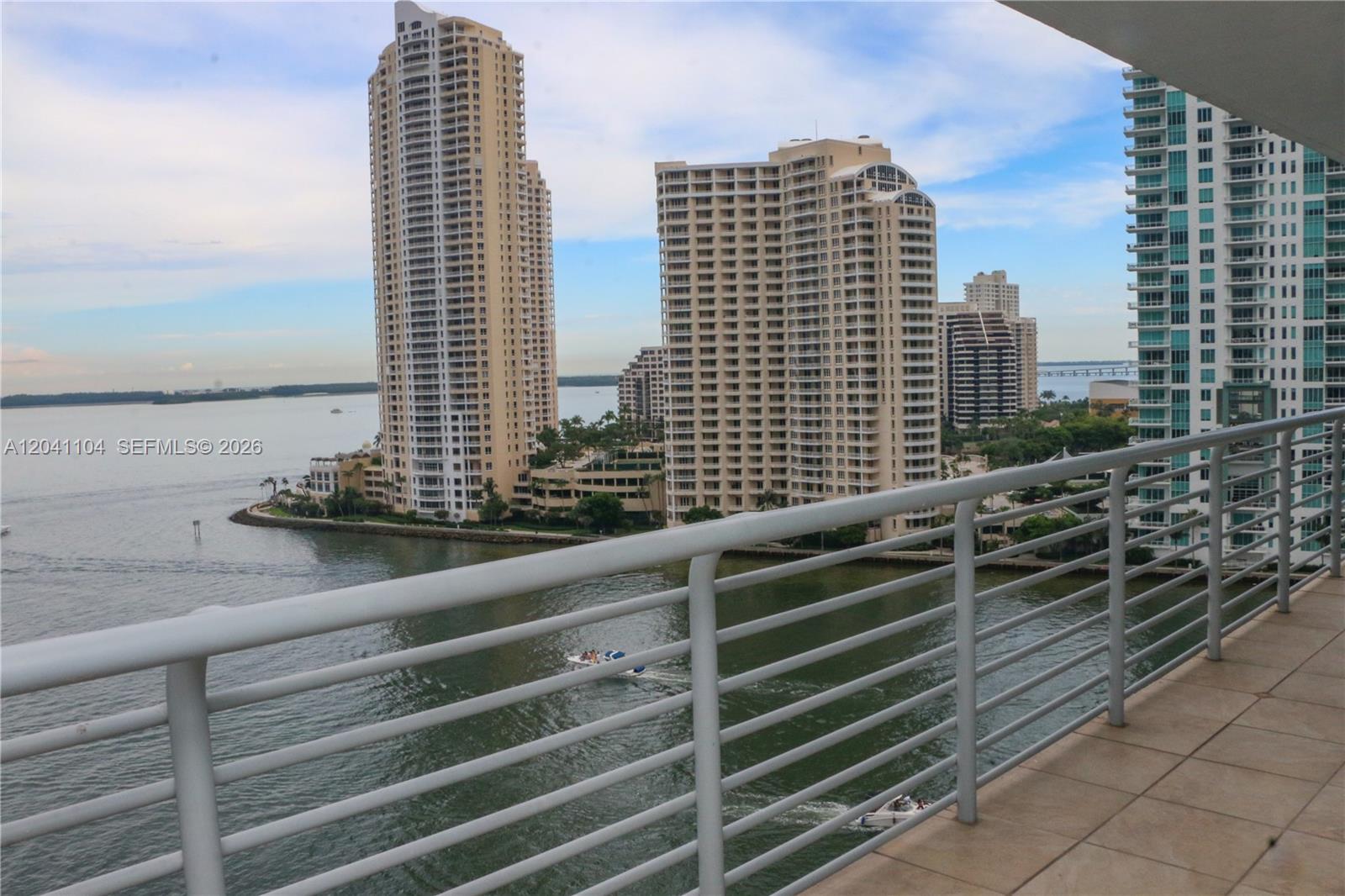 325 S Biscayne Boulevard 1523, Miami, FL 33131, Miami
