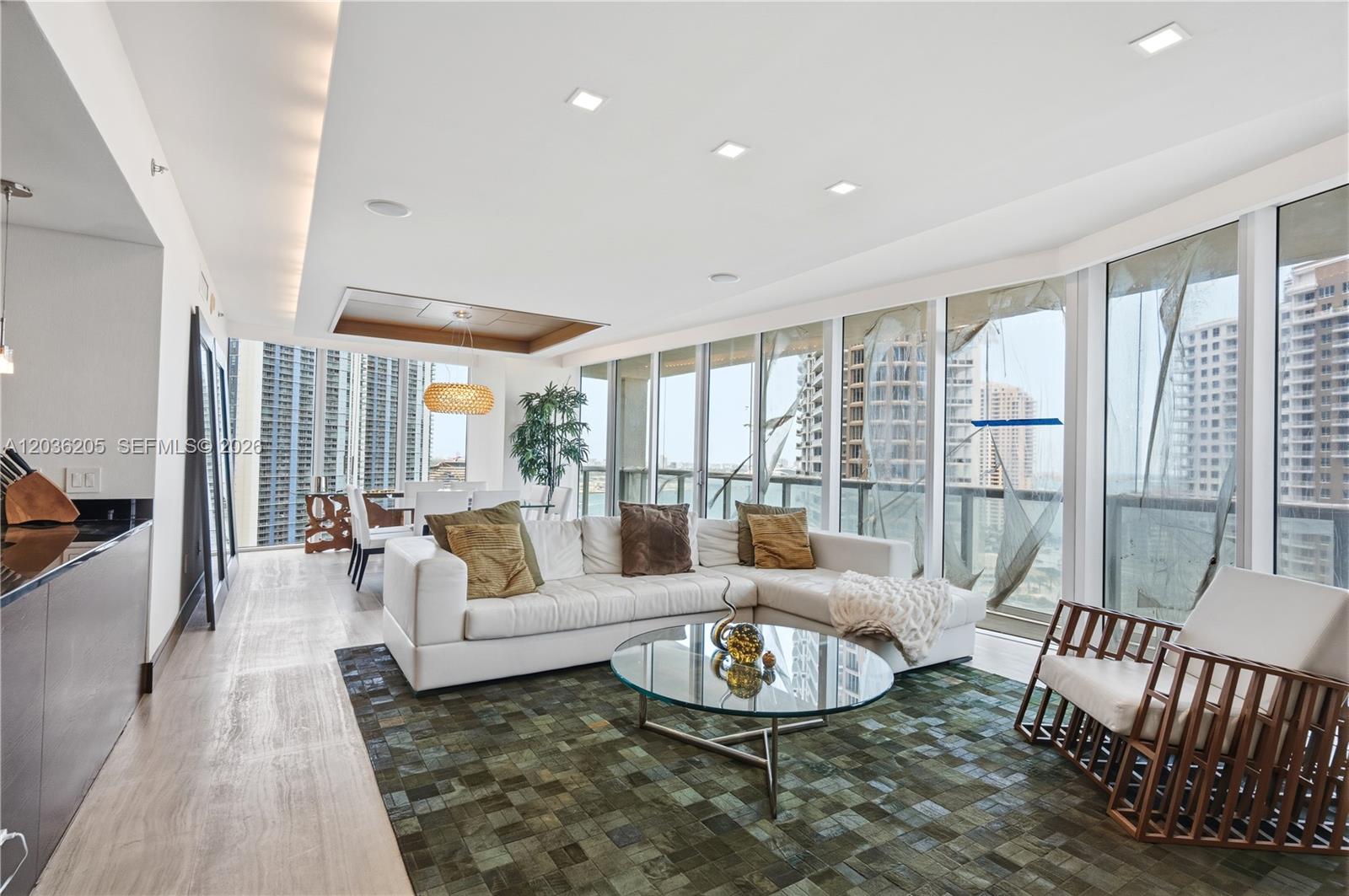 465 Brickell Avenue 2101, Miami, FL 33131, Miami