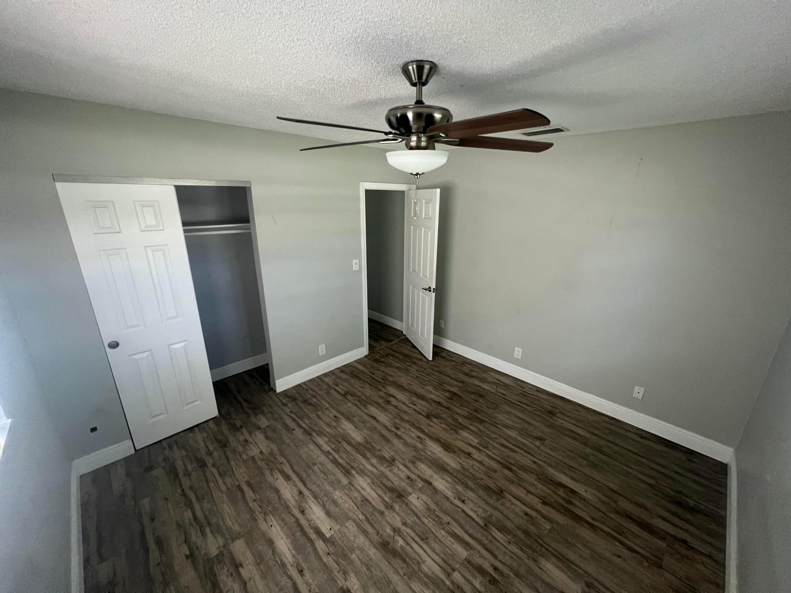 516 NW 54th Street — photo 8