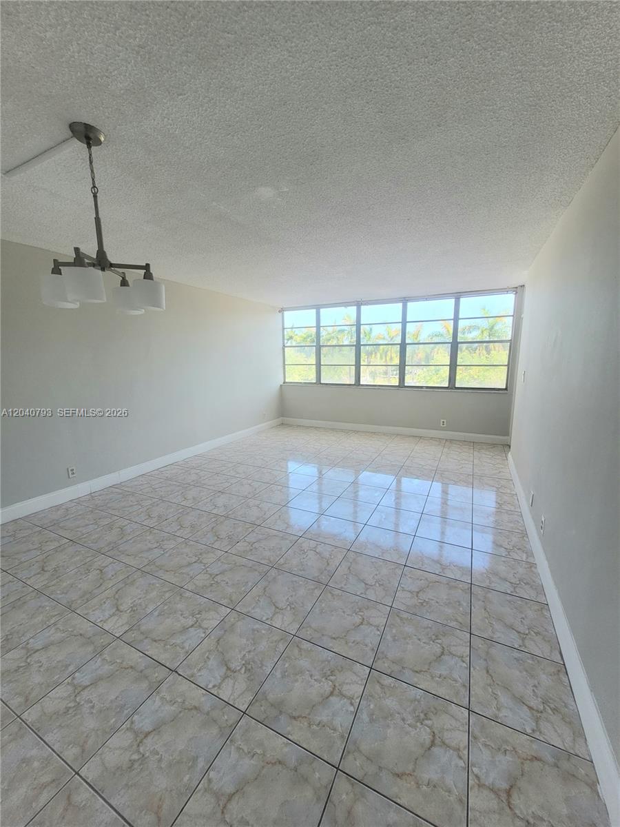 2025 NE 164th Street 319, North Miami Beach, FL 33162, North Miami Beach