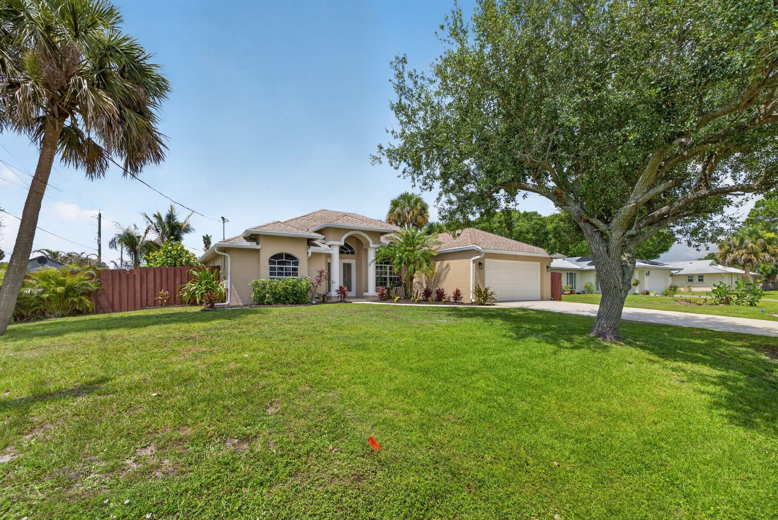 1502 SW Herder Road — photo 3