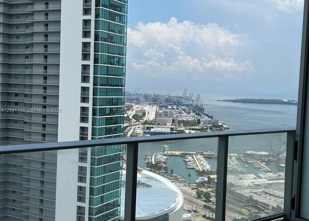851 NE 1st Avenue 3803, Miami, FL 33132, Miami