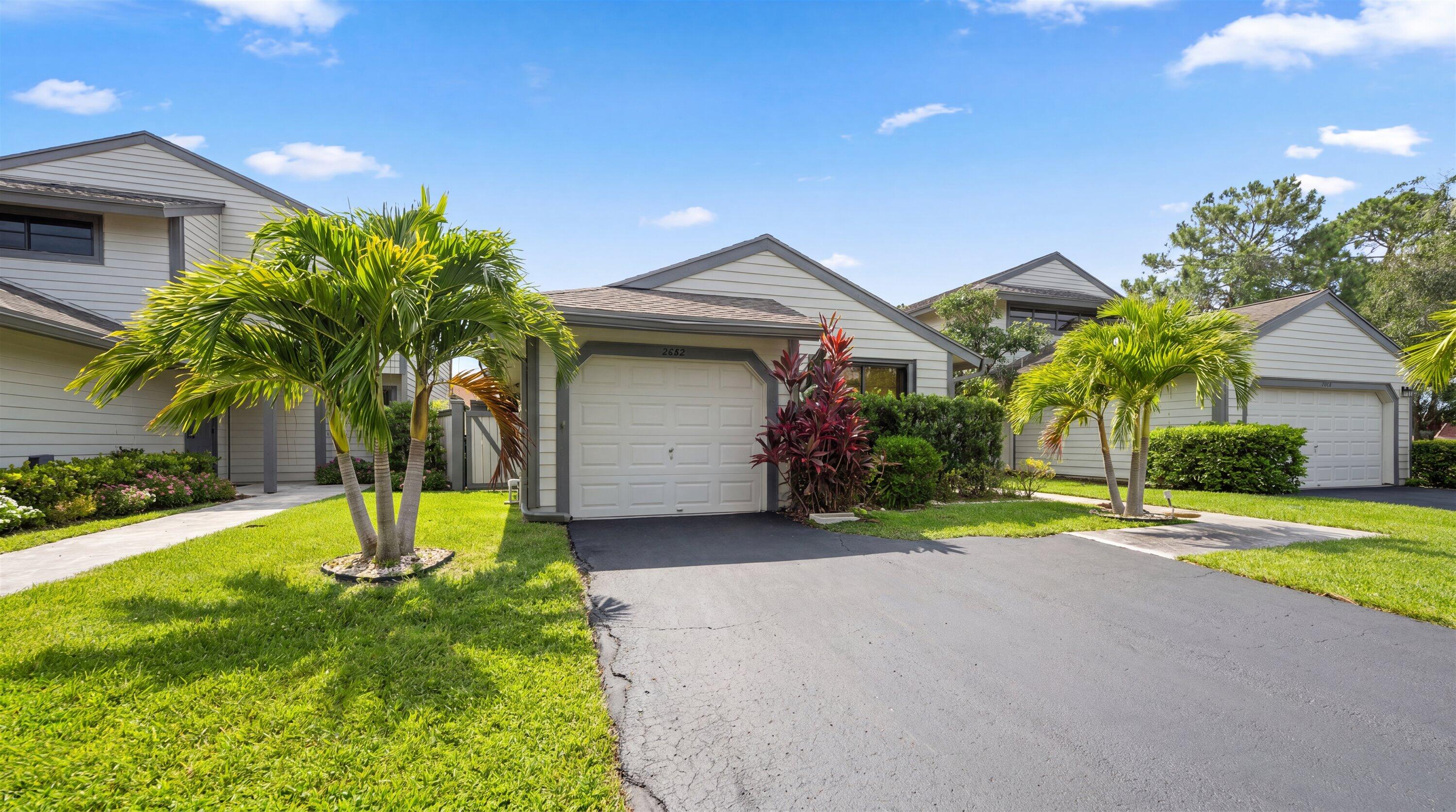 2482 Bedford Mews Drive, Wellington, FL 33414, Wellington