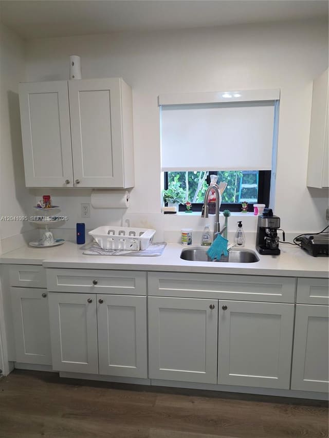 711 Beacom Boulevard 4, Miami, FL 33135