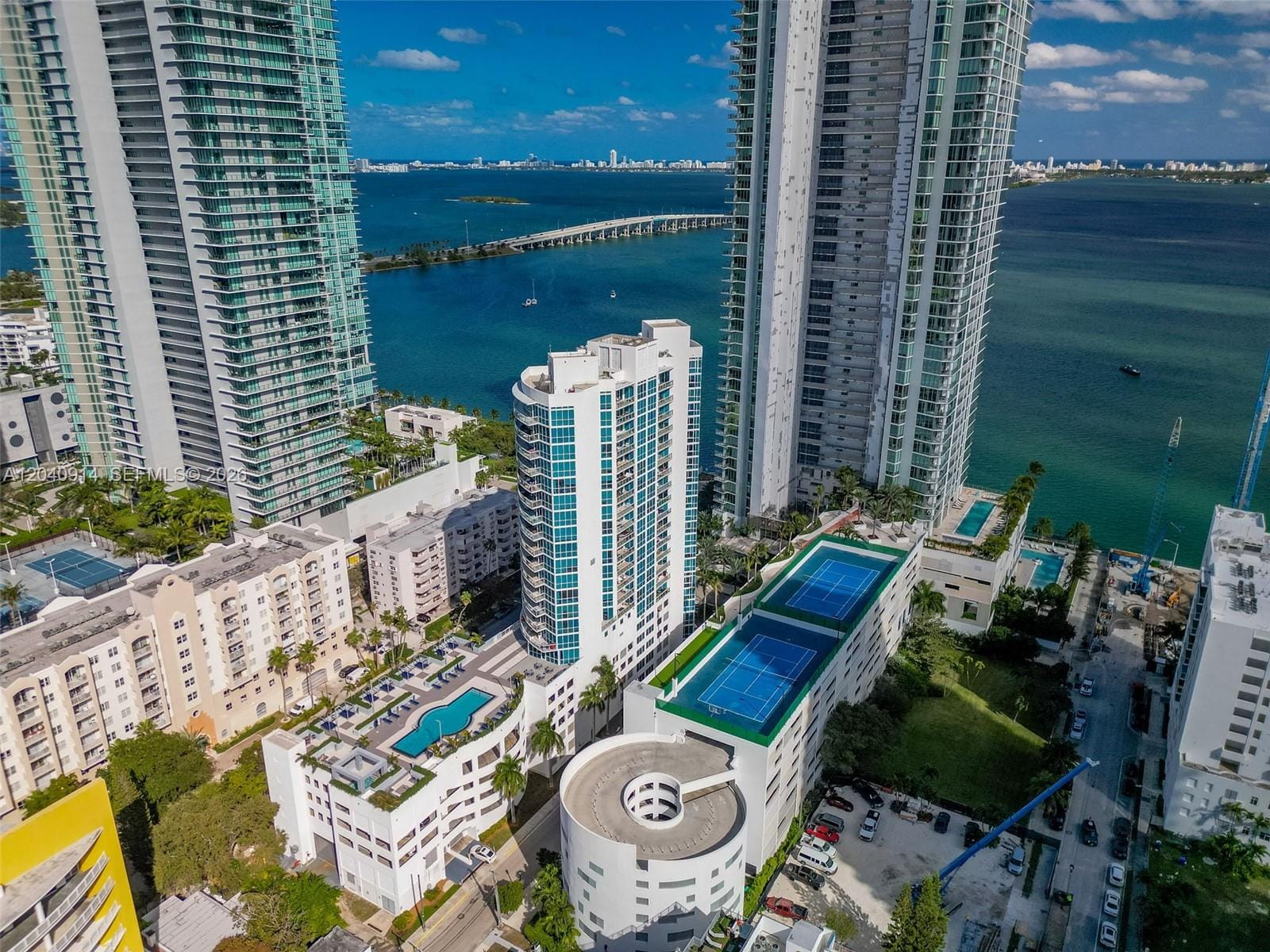 480 NE 30th Street 904, Miami, FL 33137 photo 17