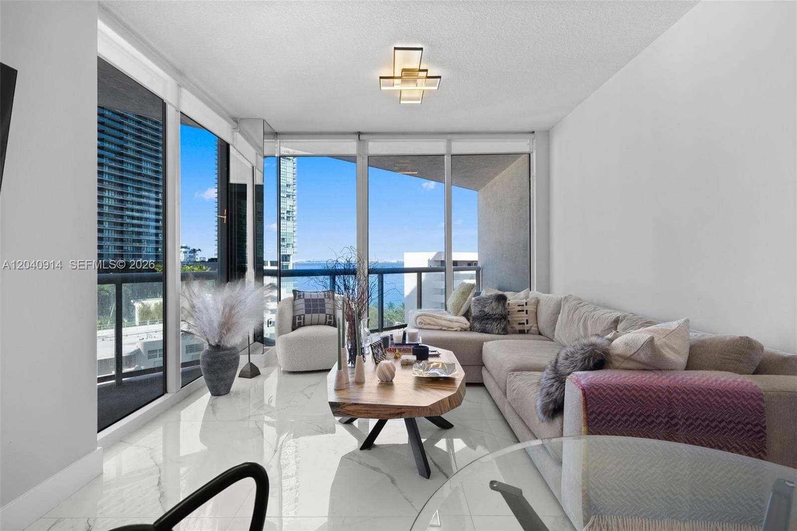 480 NE 30th Street 904, Miami, FL 33137 photo 3
