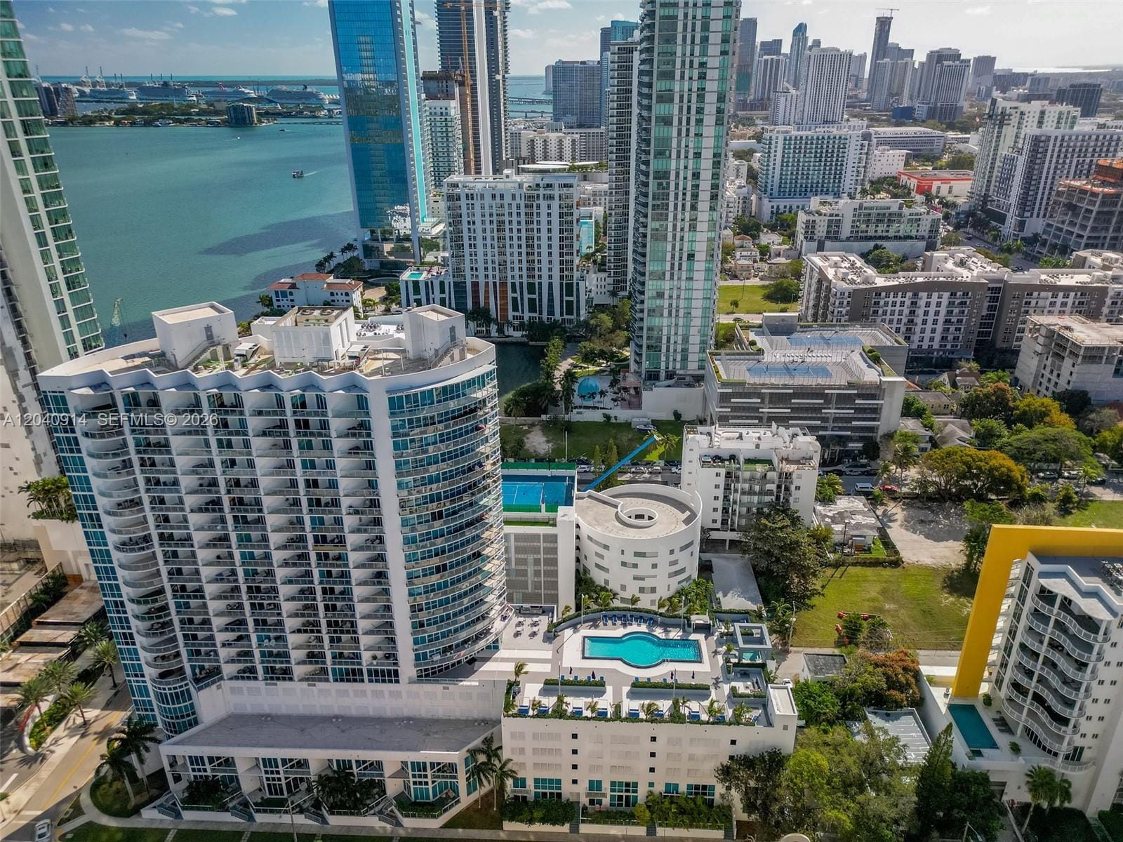 480 NE 30th Street 904, Miami, FL 33137 photo 21