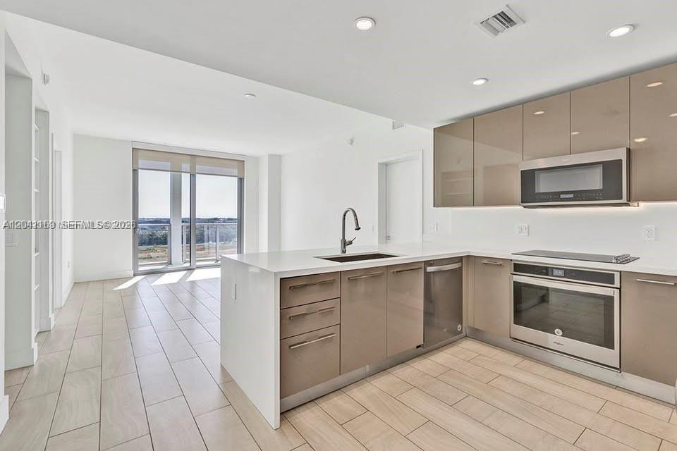 2000 S Metropica Way 907, Sunrise, FL 33323, Sunrise