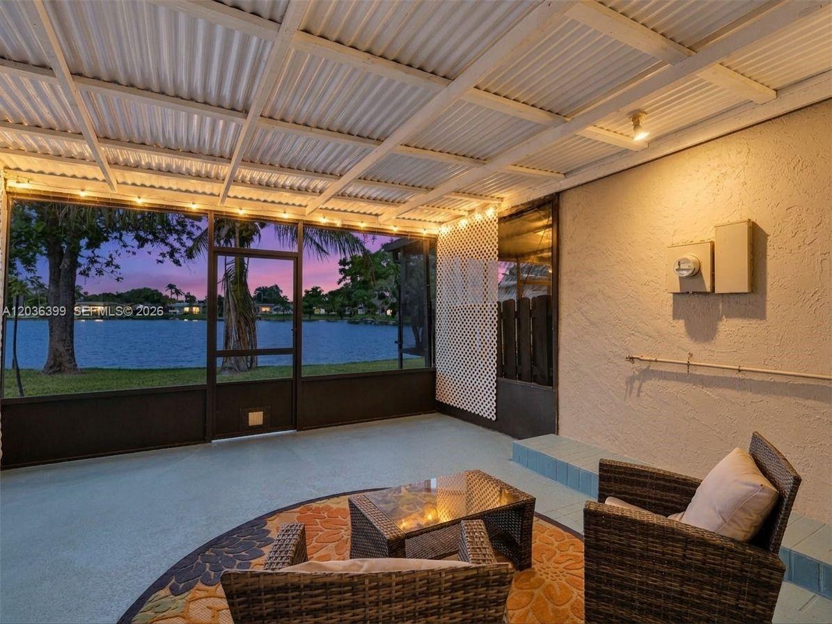 8902 Palm Tree Lane 8902, Pembroke Pines, FL 33024, Pembroke Pines