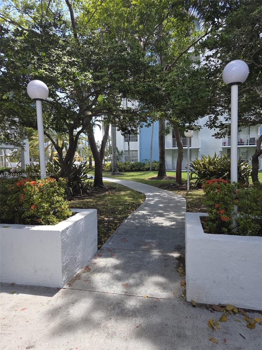 496 NW 165th St Road D-214, Miami, FL 33169 photo 19