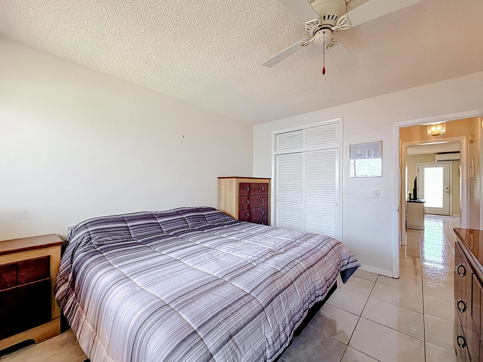 1050 SW 11th Street L2 — photo 12