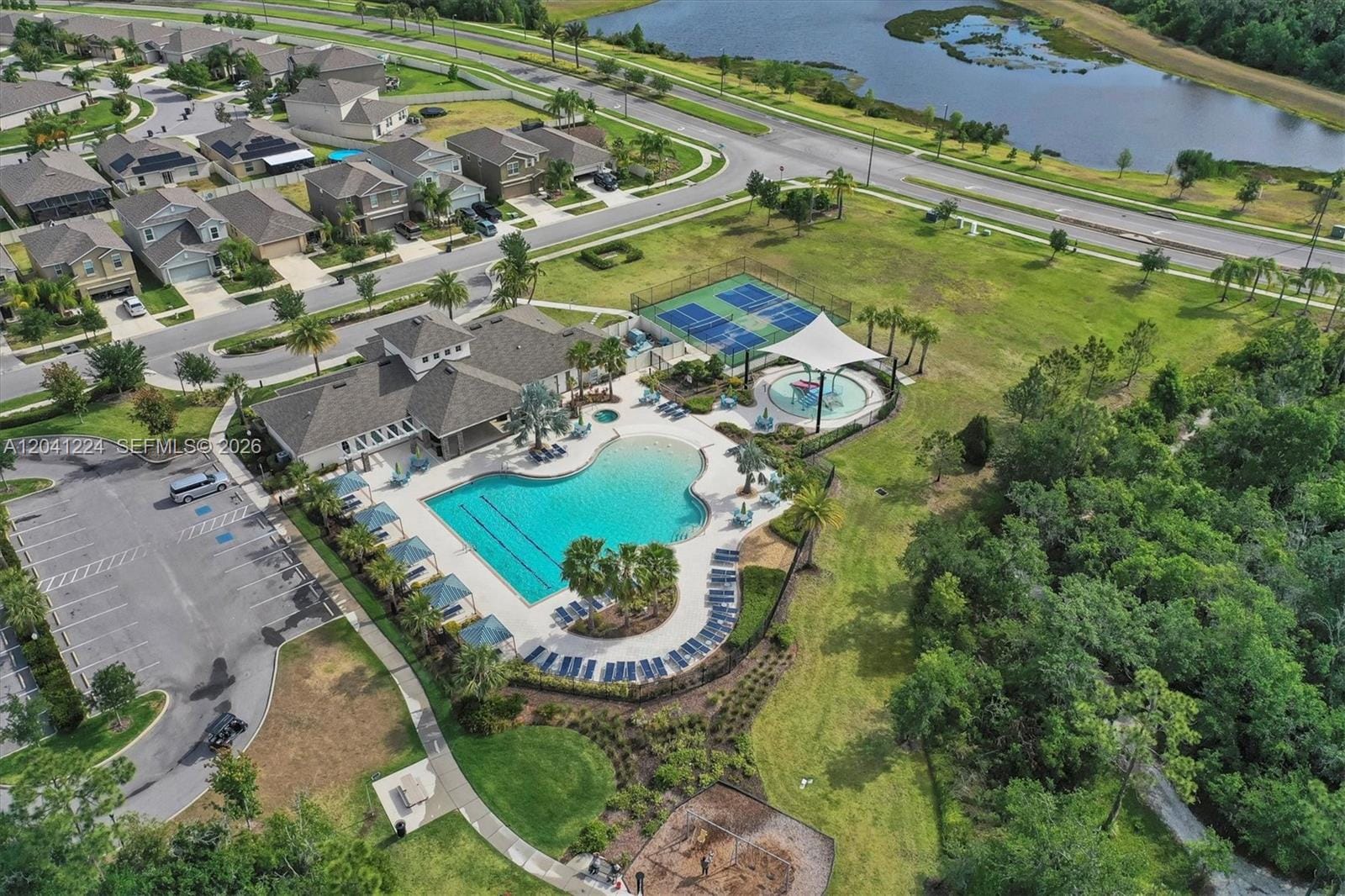 16505 Myrtle Sand Drive, FL 33598 photo 25