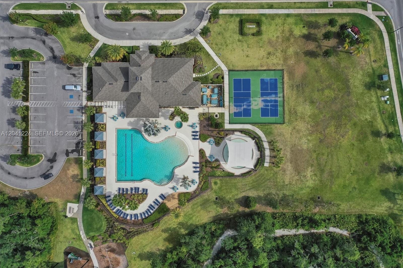 16505 Myrtle Sand Drive, FL 33598 photo 28