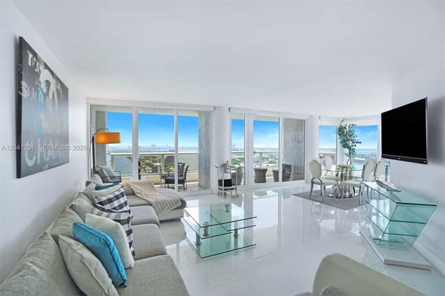 1717 N Bayshore Drive D-3931, The Grand, Miami, FL