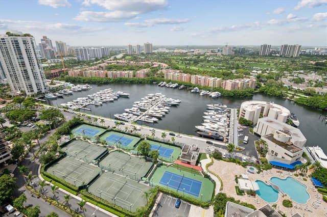 19707 Turnberry Way PHC, Turnberry Isle, Aventura, FL