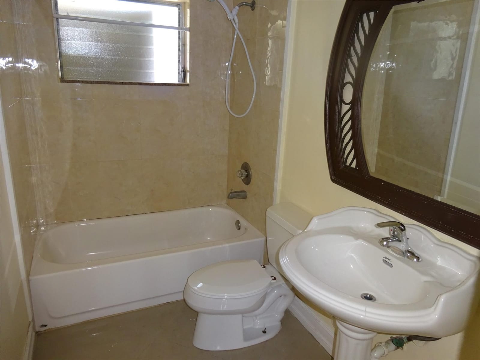 740 E Evanston Circle E — photo 3