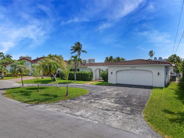 16453 NE 33rd Avenue, North Miami Beach, FL 33160