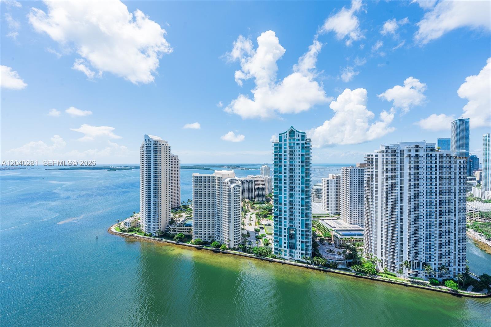 325 S Biscayne Boulevard 3821, Miami, FL 33131, Miami