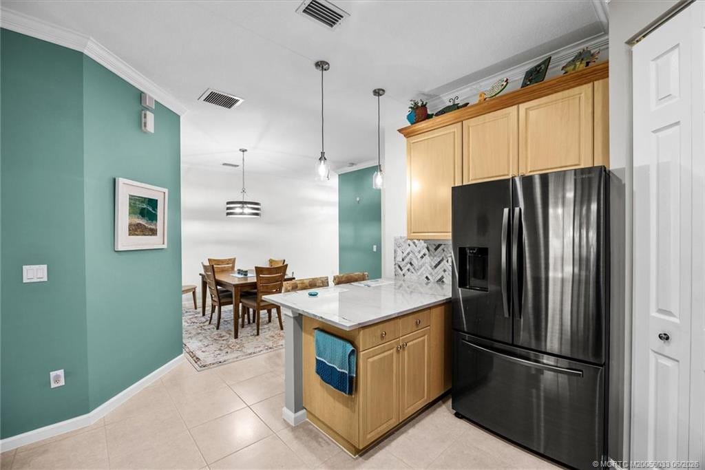 1004 Mariner Bay Boulevard, Fort Pierce, FL 34949 photo 11
